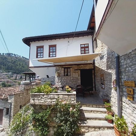 Guest House J.Prifti Berat Extérieur photo