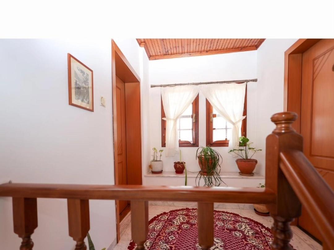 Guest House J.Prifti Berat Extérieur photo