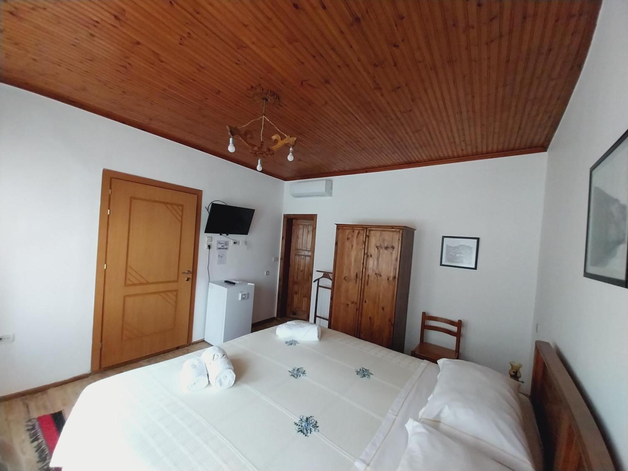 Guest House J.Prifti Berat Chambre photo