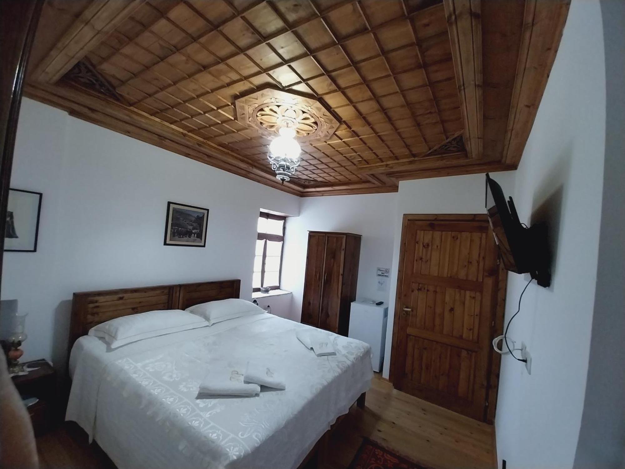 Guest House J.Prifti Berat Chambre photo