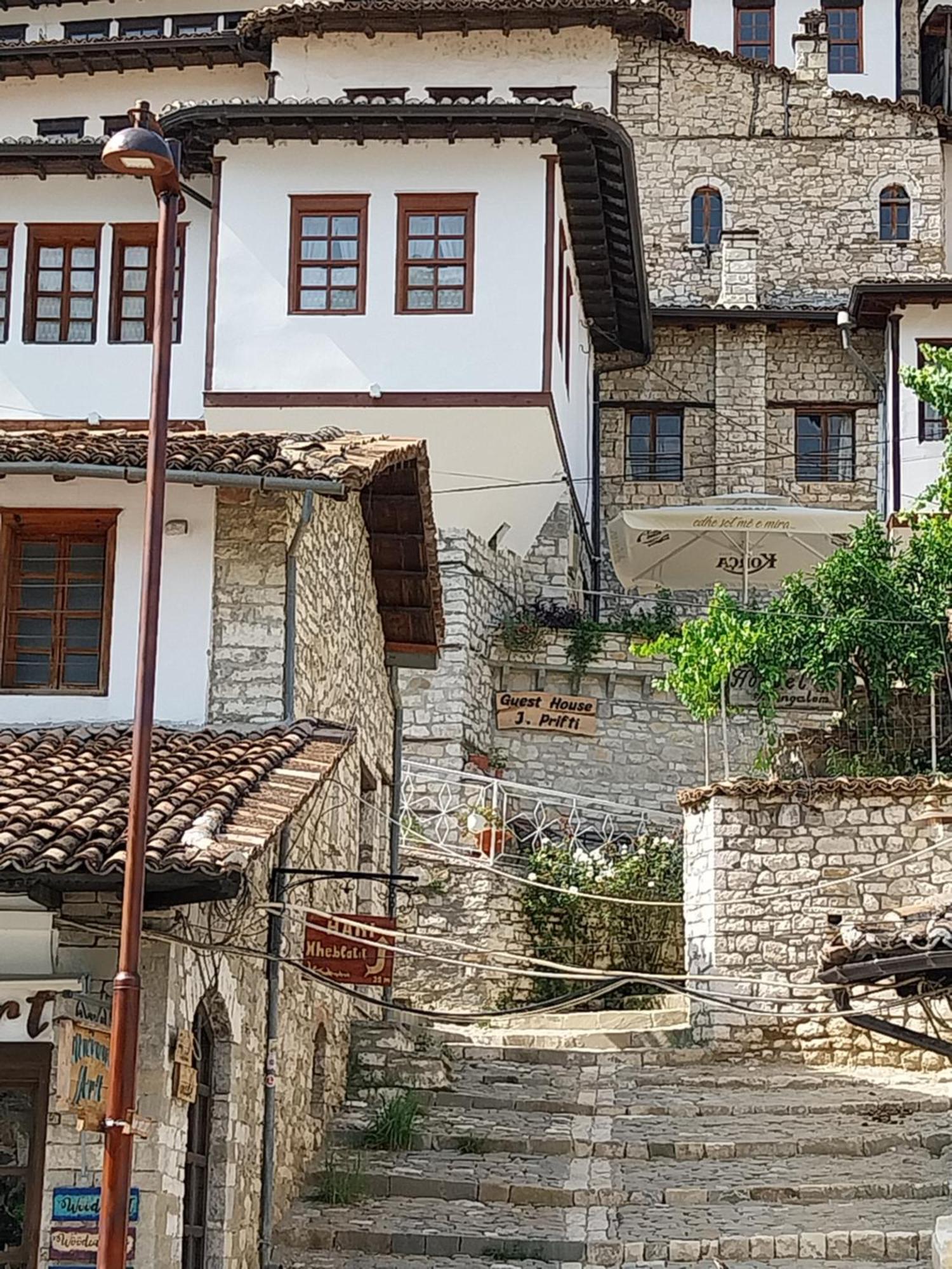 Guest House J.Prifti Berat Extérieur photo