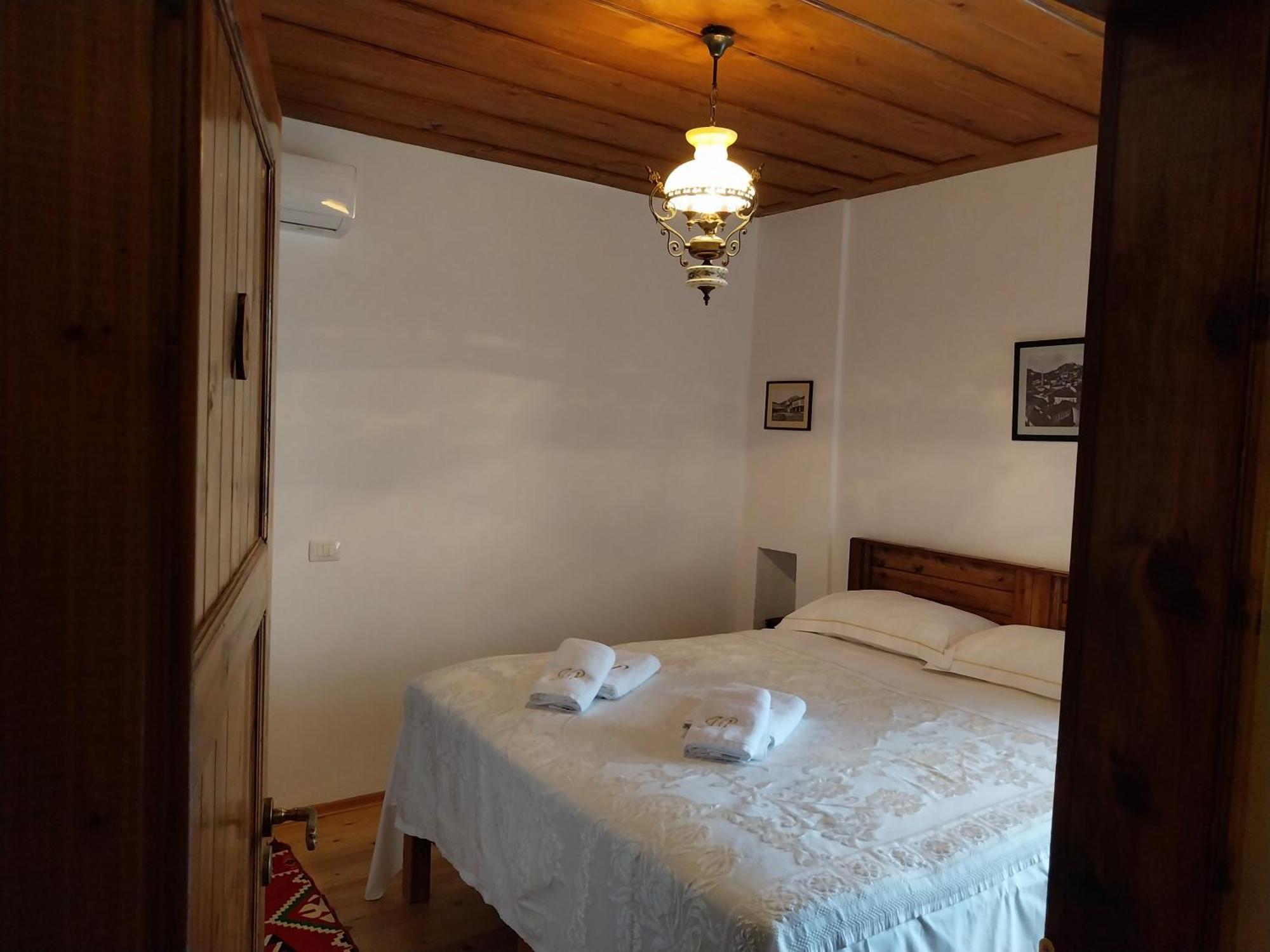 Guest House J.Prifti Berat Extérieur photo